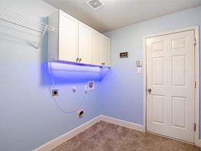 917  Warbler  , Aubrey Texas 76227