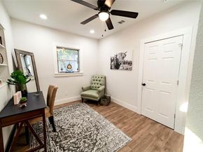 1415 N Houston Street , Fort Worth Texas 76164