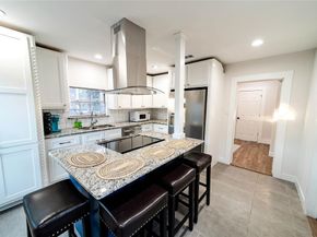 1415 N Houston Street , Fort Worth Texas 76164