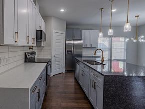 2809  Gooch Street , Dallas Texas 75241