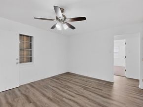 5606 S Marsalis Avenue , Dallas Texas 75241