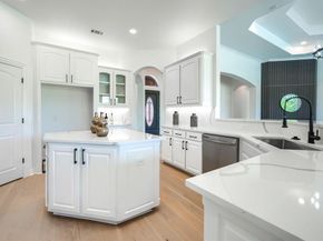 12809  Day Break Trail , Burleson Texas 76028