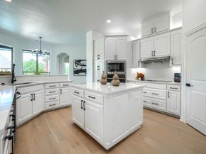 12809  Day Break Trail , Burleson Texas 76028