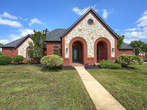 12809  Day Break Trail , Burleson Texas 76028