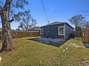 959 E Broadway Avenue , Fort Worth Texas 76104