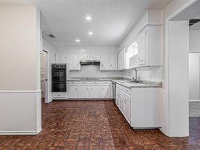 5209  Smokerise Court , Arlington Texas 76016