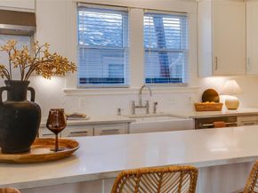 219 N Willomet Avenue , Dallas Texas 75208