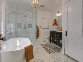 219 N Willomet Avenue , Dallas Texas 75208