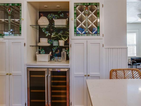 219 N Willomet Avenue , Dallas Texas 75208