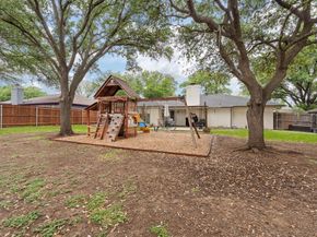 3205  Minot Avenue , Fort Worth Texas 76133