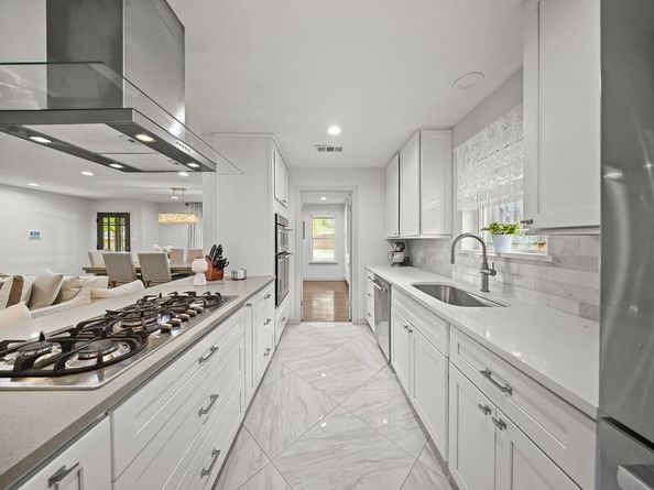 12220  Coolmeadow Lane , Dallas Texas 75218