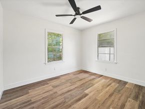2347  Village Way , Dallas Texas 75216