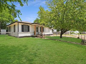 2347  Village Way , Dallas Texas 75216