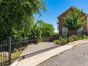 2700  Refugio Avenue , Fort Worth Texas 76164