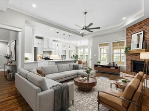 2700  Refugio Avenue , Fort Worth Texas 76164