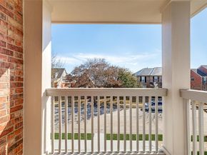 1727 E Branch Hollow Drive , Carrollton Texas 75007