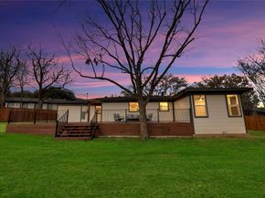 3155  Chamness Court , Haltom City Texas 76117