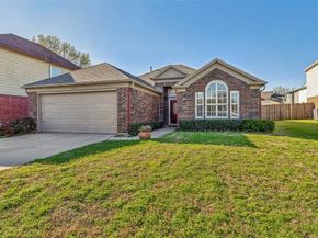 1604  Park Chase Avenue , Arlington Texas 76011