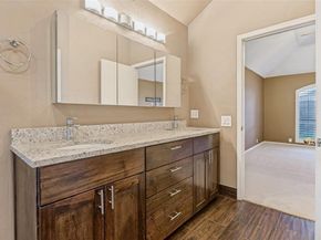 1604  Park Chase Avenue , Arlington Texas 76011