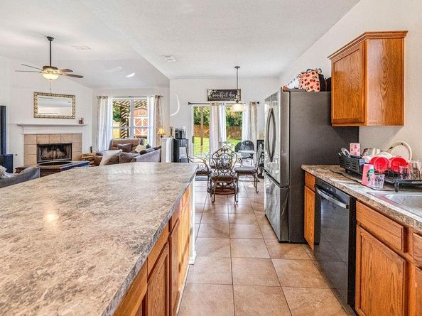 804  Ridge Point Drive , Grand Prairie Texas 75052