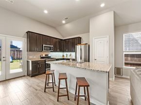 616  Chippewa Way , Aubrey Texas 76227