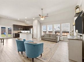 616  Chippewa Way , Aubrey Texas 76227
