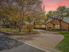 8620  Canyon Crest Road , Fort Worth Texas 76179
