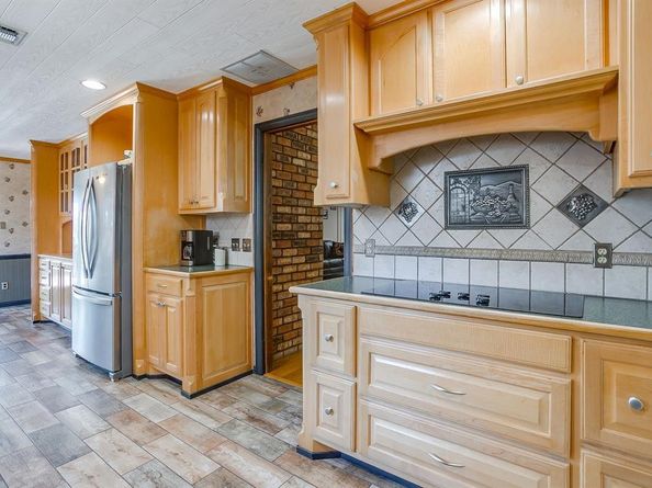 8620  Canyon Crest Road , Fort Worth Texas 76179