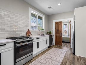 634  Turner Avenue , Dallas Texas 75208