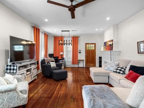 634  Turner Avenue , Dallas Texas 75208