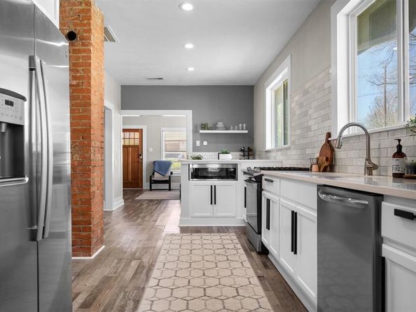 634  Turner Avenue , Dallas Texas 75208