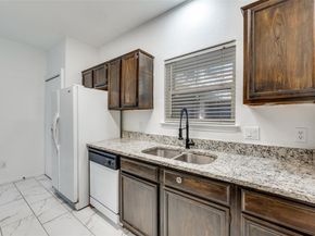 5550  Spring Valley Road  E22, Dallas Texas 75254