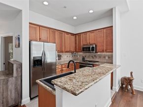 5609  Lindell Avenue  3, Dallas Texas 75206
