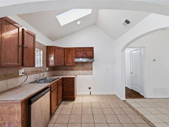 10654  Aledo Drive , Dallas Texas 75228