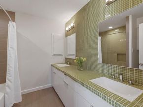 965  Easton Place , Dallas Texas 75218
