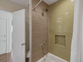 965  Easton Place , Dallas Texas 75218