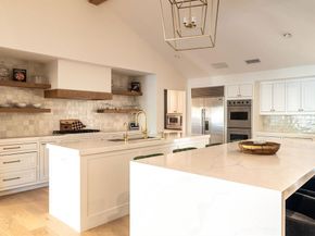 5702  Bent Trail , Dallas Texas 75248