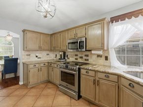 313  Georgian Oak Court , Lake Dallas Texas 75065