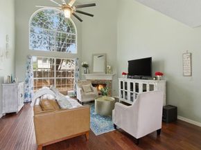 313  Georgian Oak Court , Lake Dallas Texas 75065