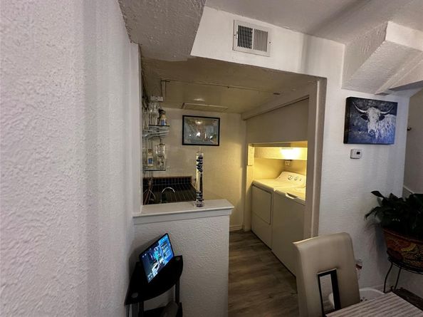 4272  Madera Road  4, Irving Texas 75038