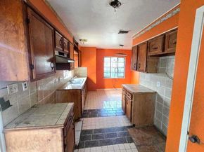 5118  Cortelyou Lane , Houston Texas 77021