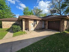 5118  Cortelyou Lane , Houston Texas 77021