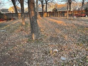 2301  Turner Way , Arlington Texas 76001