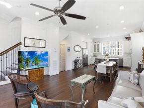7333  Valley View Lane  607, Dallas Texas 75240