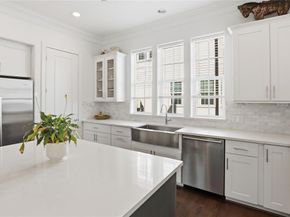 7333  Valley View Lane  607, Dallas Texas 75240