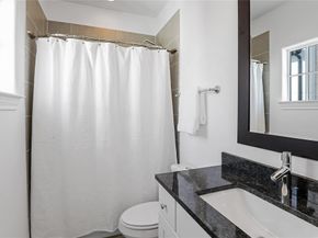 7333  Valley View Lane  607, Dallas Texas 75240