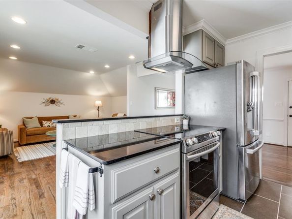 8811  Santa Clara Drive , Dallas Texas 75218