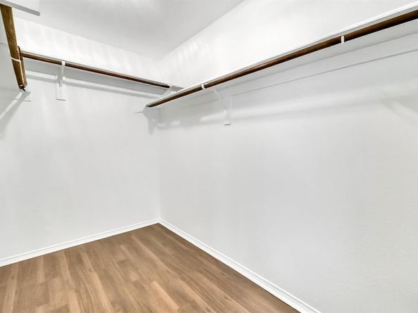 1044  Holly Anne Lane , Aubrey Texas 76227