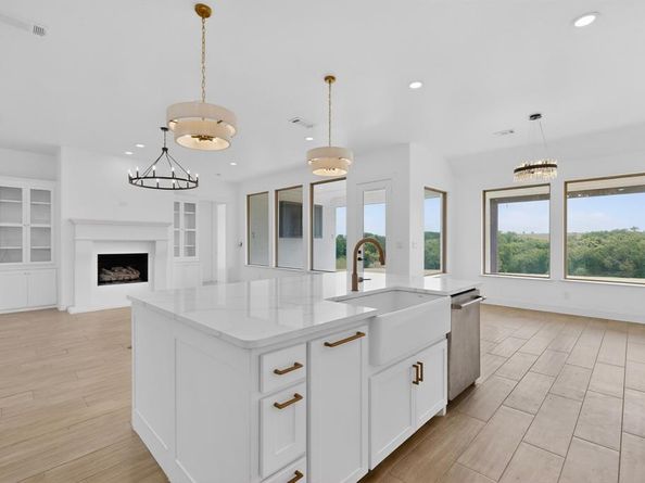 10813  Alta Sierra Drive , Benbrook Texas 76126