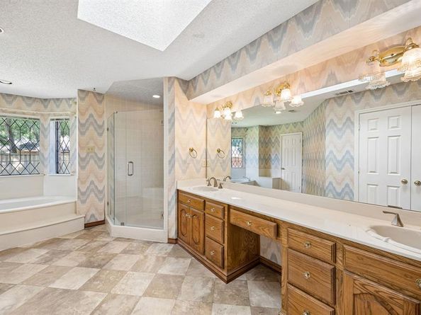 1913  Pecan Ridge Drive , Rowlett Texas 75088